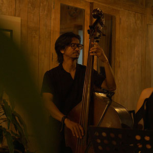 Indra Gupta – Doubble Bass