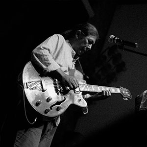 Koko Harsoe – Guitarist